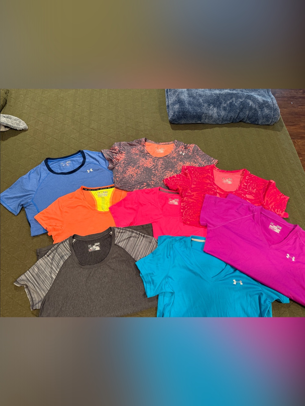Under Armour Women’s Dri-Fit Shirt Bundle